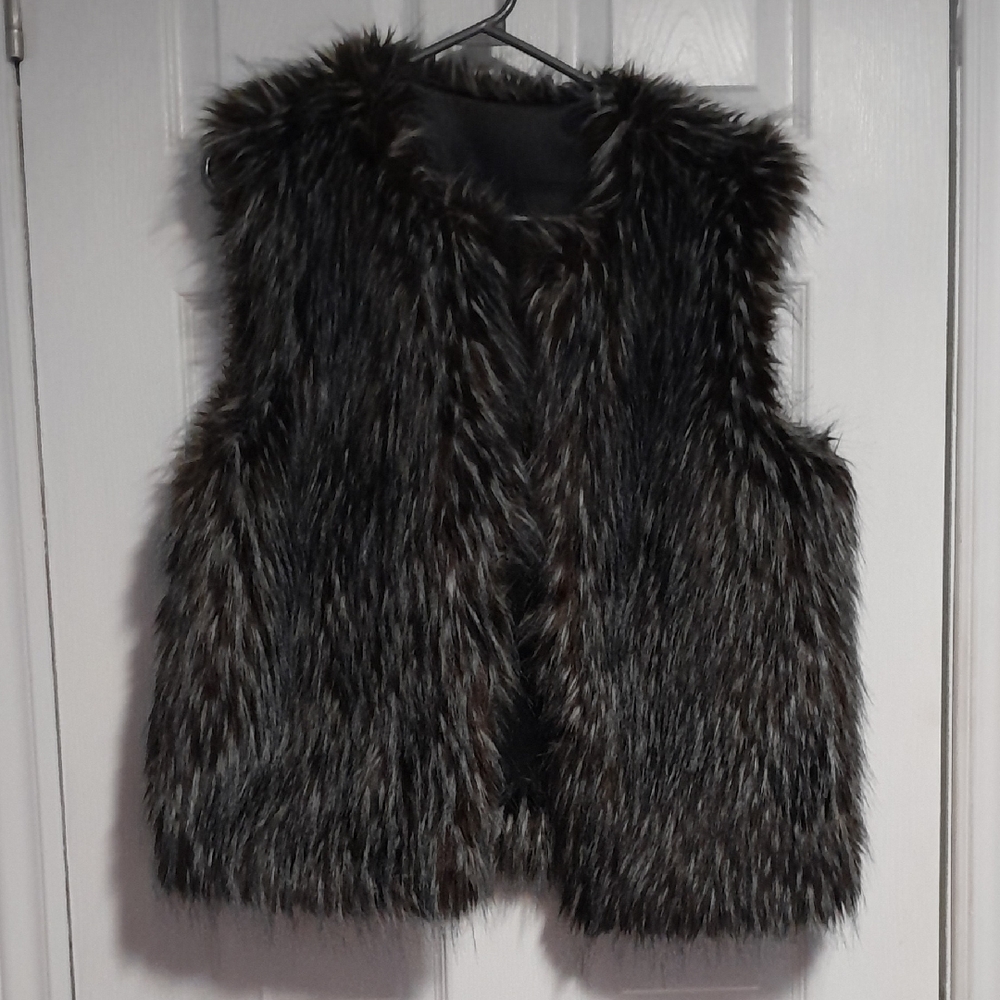 Reversible Chic Faux Fur Vest